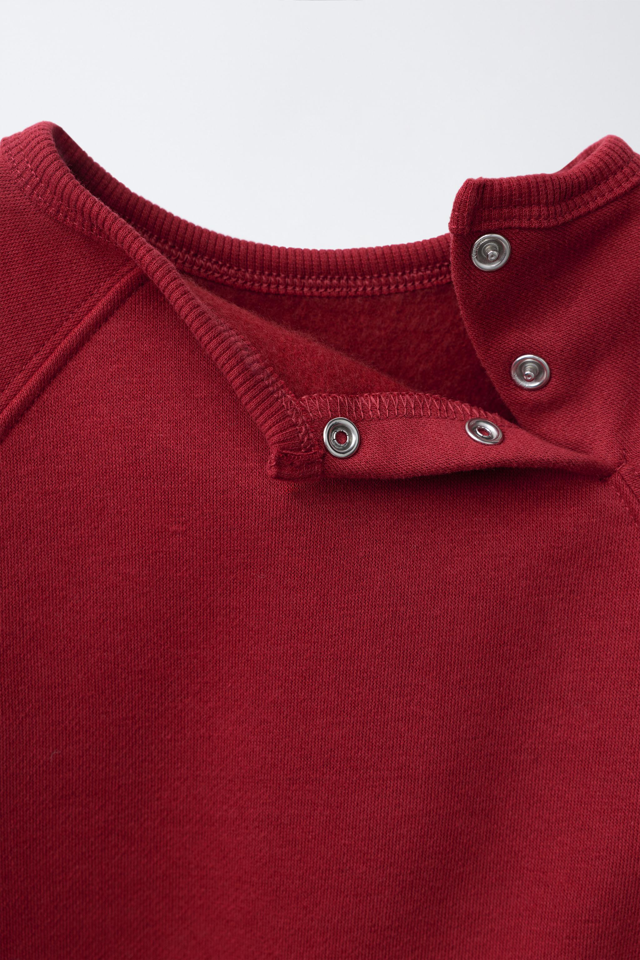 TERRY PATCH SWEATSHIRT AND JOGGER PANTS SET